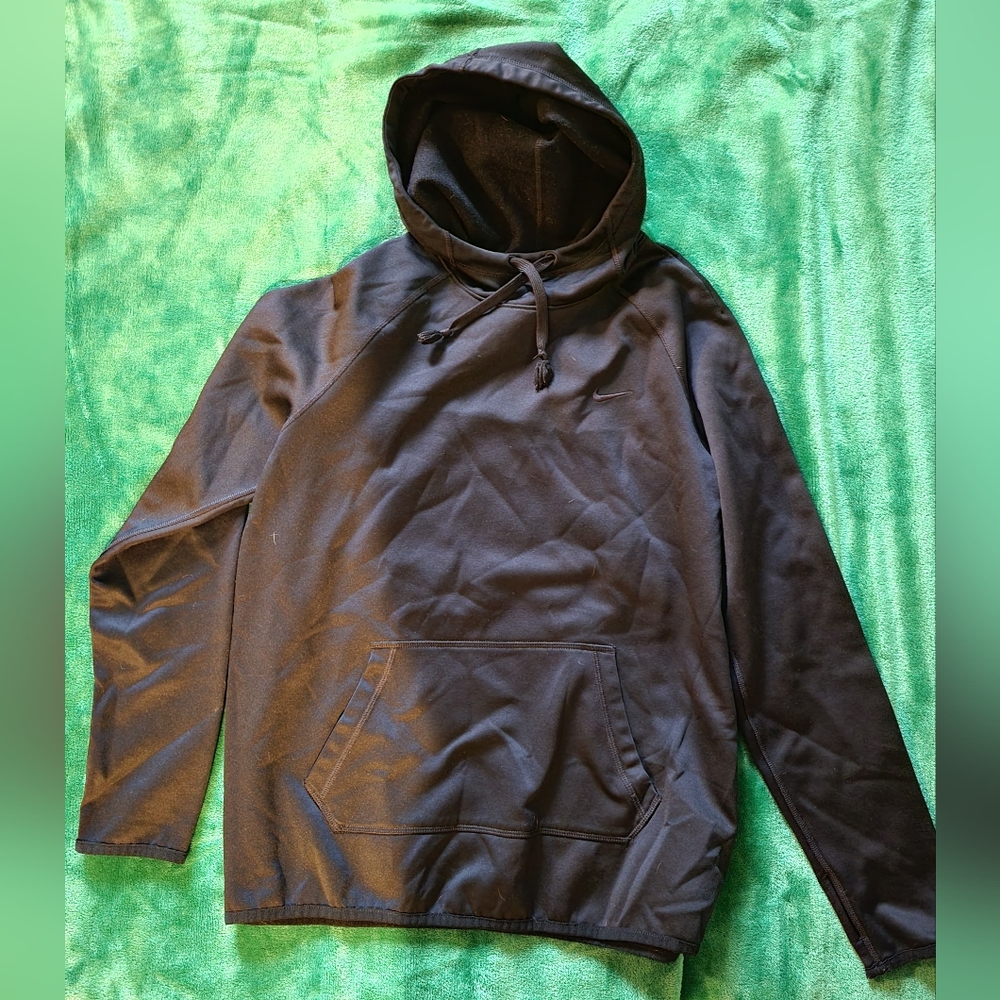 Hooded pullover